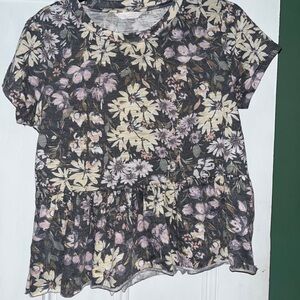 LC Lauren Conrad Cream and Yellow Short Sleeve Ruffled Peplum Blouse